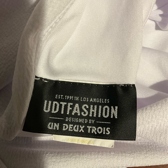 UN DEUX TROIS Girls Elegant White Sleeveless Dress Size 10 - Picture 4 of 5